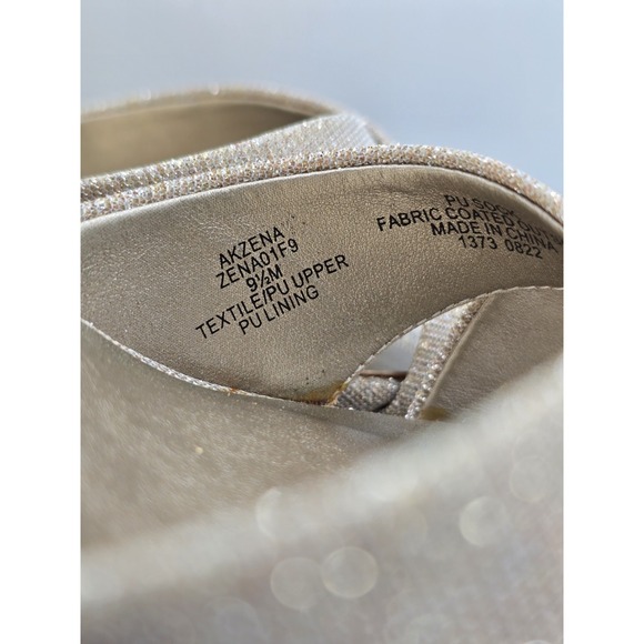NEW Anne Klein Women's Zena Heeled Sandal - Platinum Sz 9.5 M - SEE PICS - Picture 12 of 14